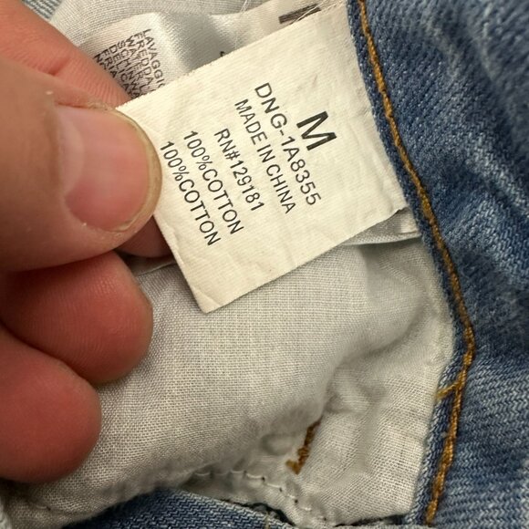 Machine Distressed Denim High-Waisted Shorts Medium Frayed Hem Casual Style - Picture 4 of 9